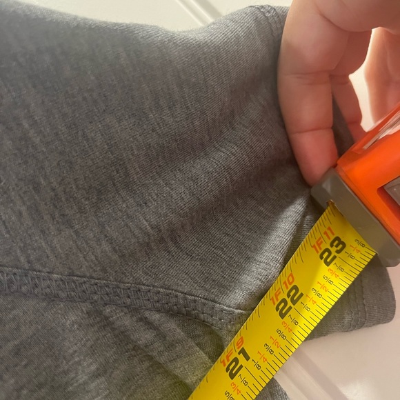 NWT Women’s Tee Shirt Size XL - Picture 4 of 4